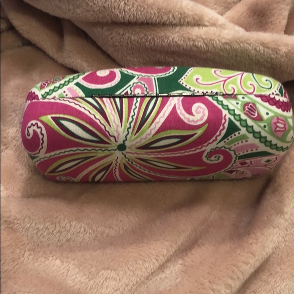 Vera Bradley Glasses Case - Picture 4 of 4